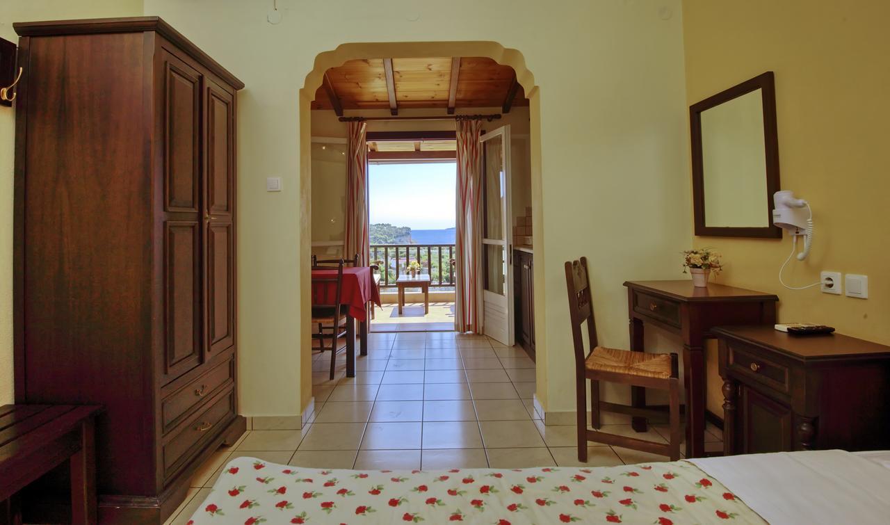 Pansion Nikos Apartment Patitiri  Luaran gambar